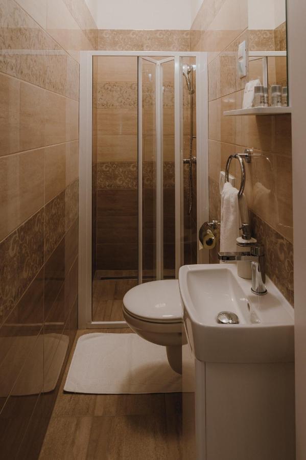 Dozsa Apartman Szegedin Exterior foto