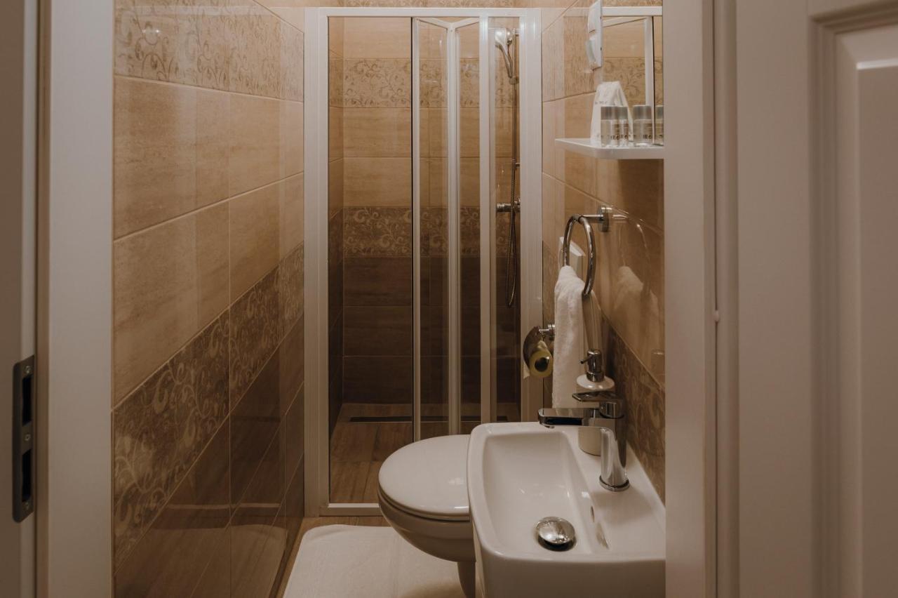 Dozsa Apartman Szegedin Exterior foto