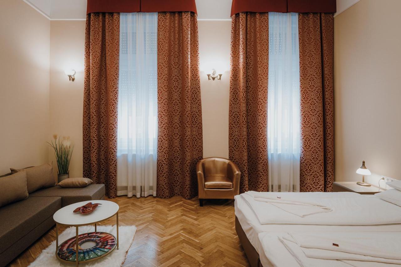 Dozsa Apartman Szegedin Exterior foto