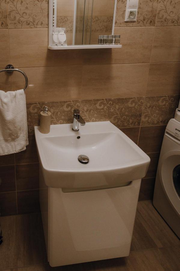 Dozsa Apartman Szegedin Exterior foto
