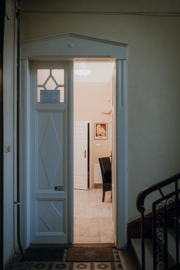 Dozsa Apartman Szegedin Exterior foto