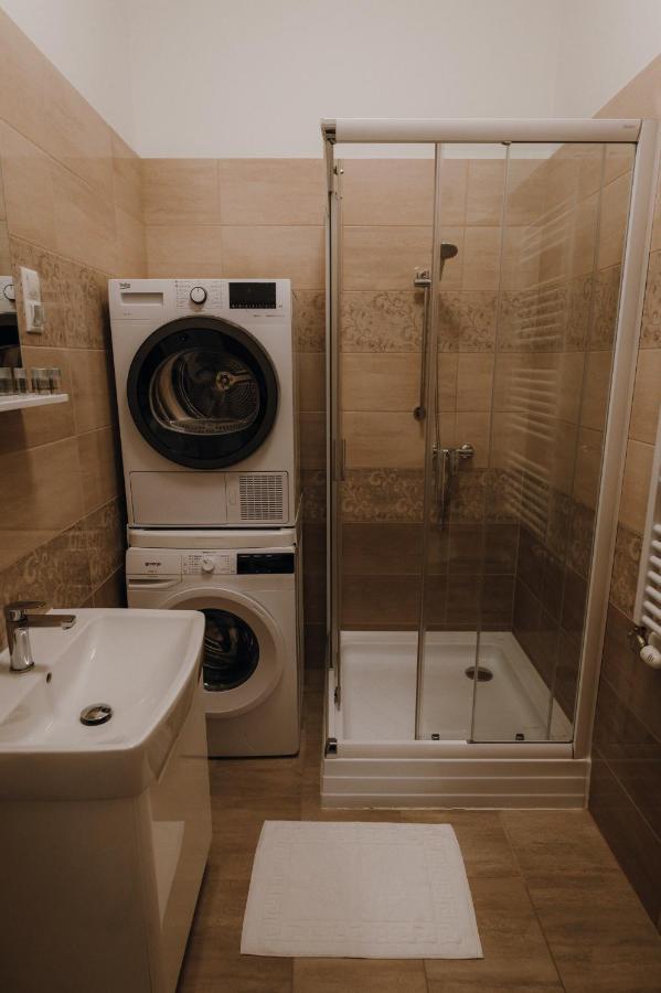 Dozsa Apartman Szegedin Exterior foto